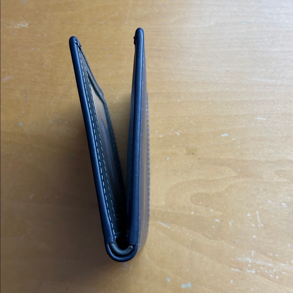 Navy / Grey Leather RFID Wallet - Picture 8 of 10